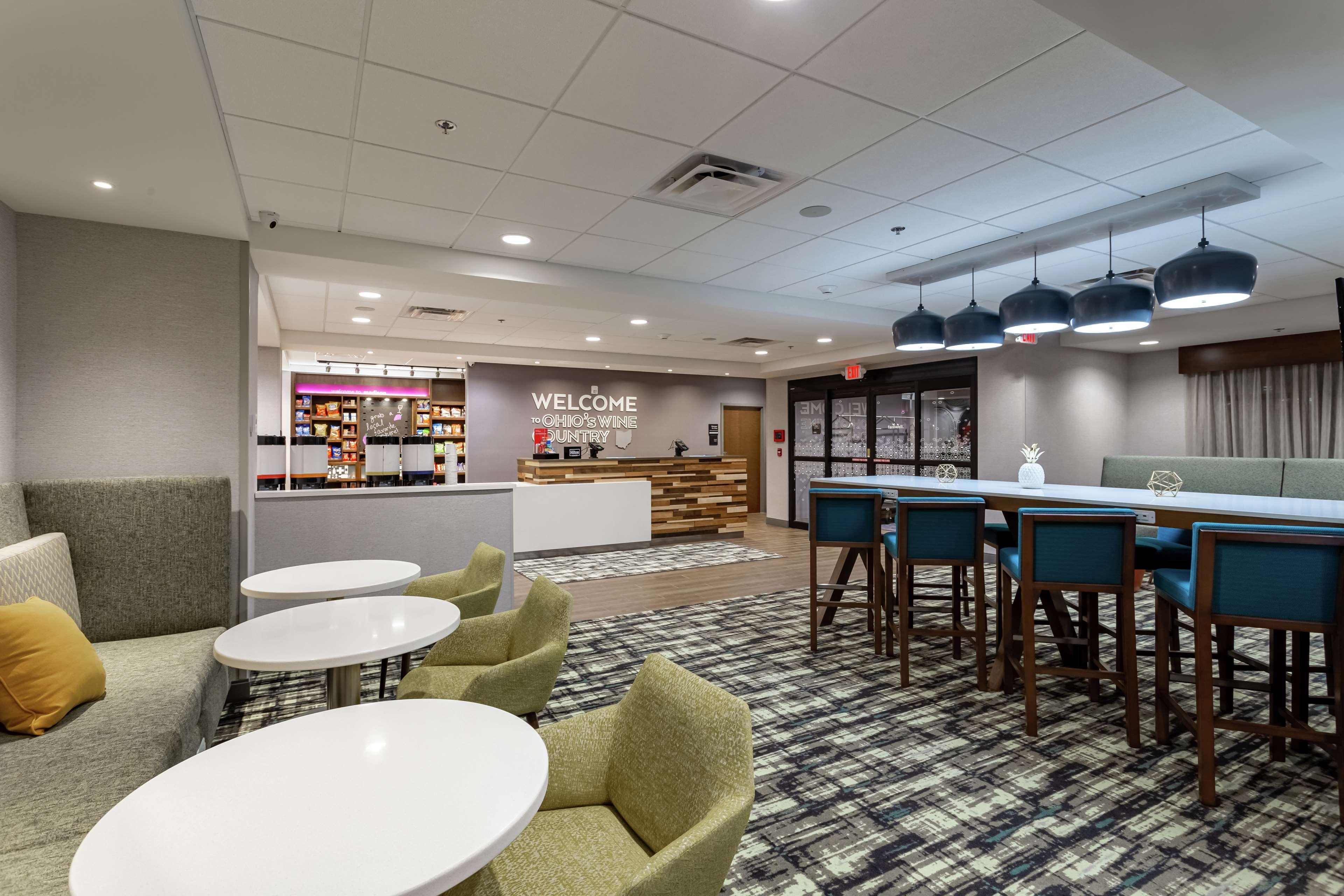 Hampton Inn Madison, Oh Extérieur photo