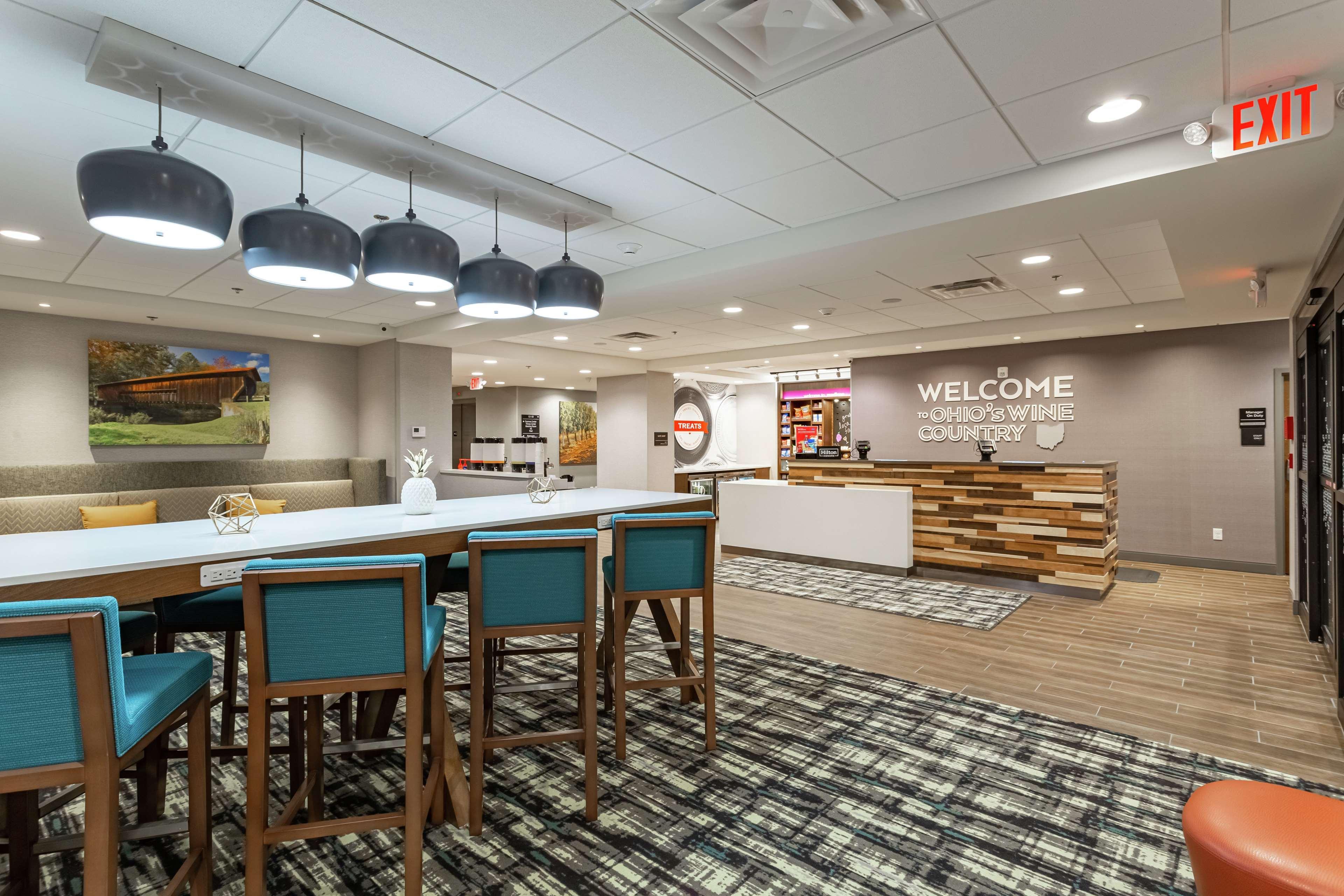 Hampton Inn Madison, Oh Extérieur photo